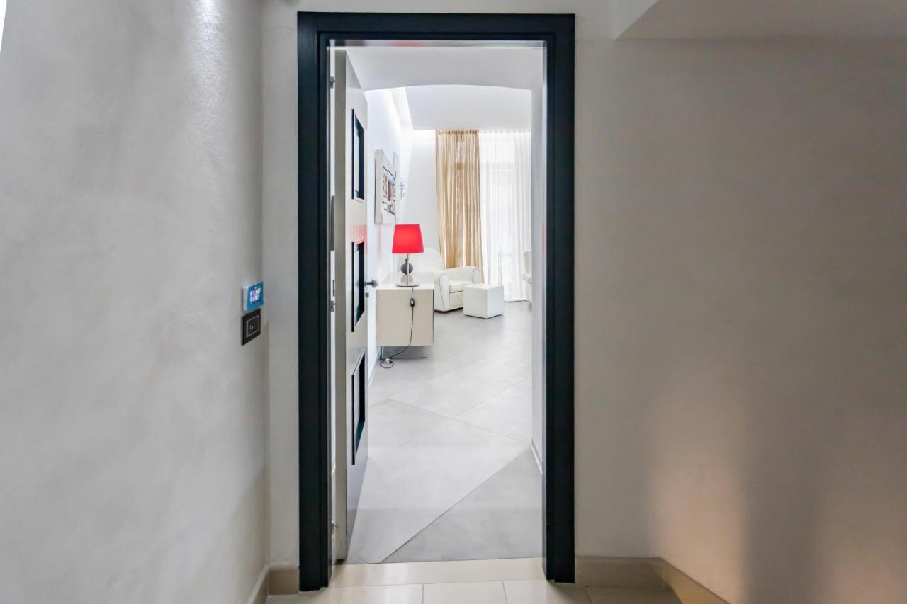 Maison Bleu Luxury Suite Sul Porto Di Trani Luaran gambar